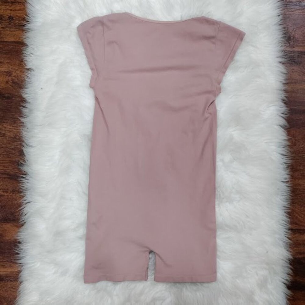 Intimately Let Go Shortie Romper Mauve Short Sleeve Deep V-Back Bodysuit Size XS - Picture 2 of 10